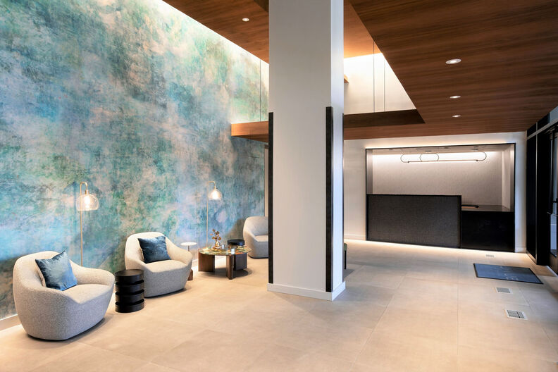 75 Saint Alphnosus, Mission Hill