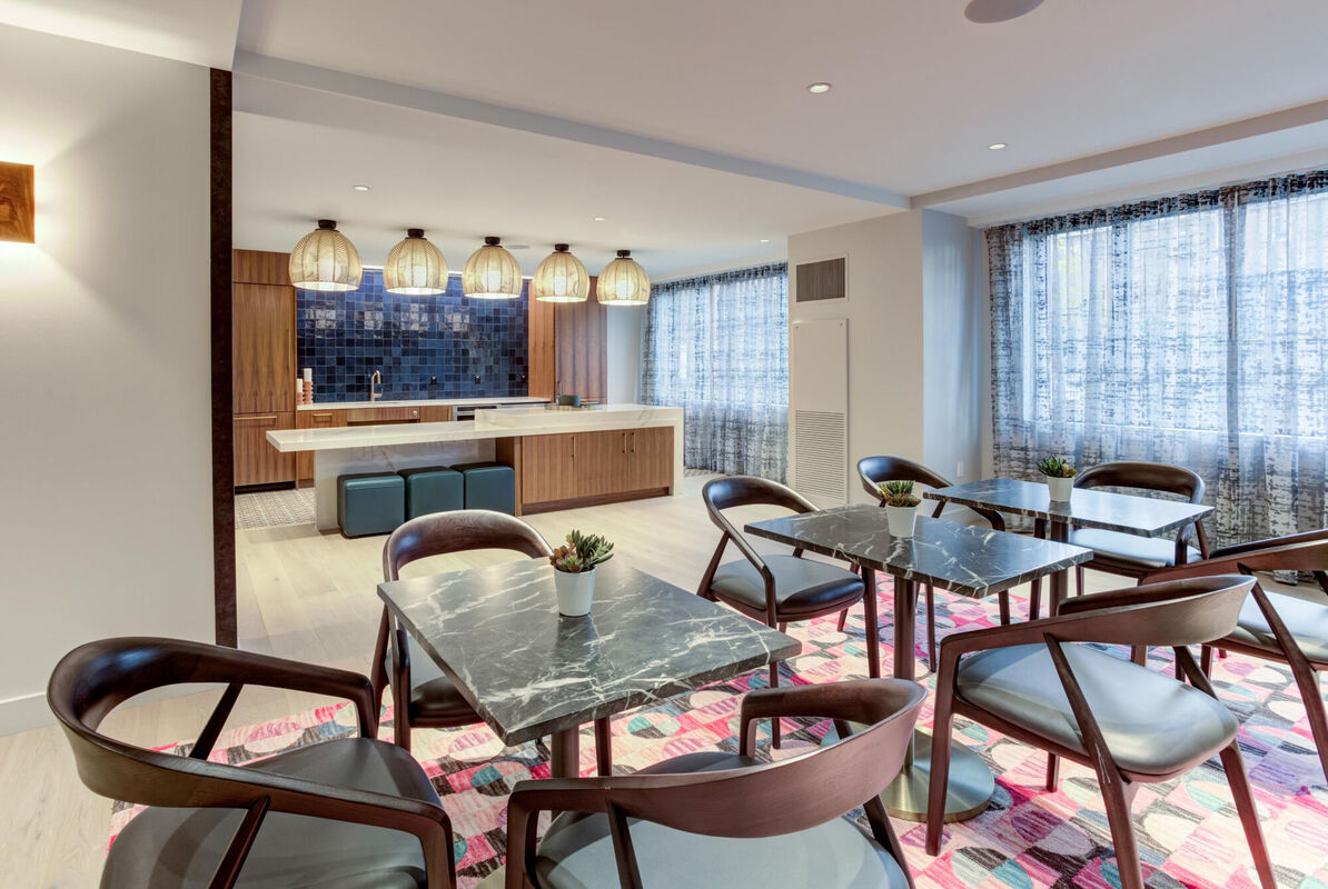 75 Saint Alphonsus St, Mission Hill