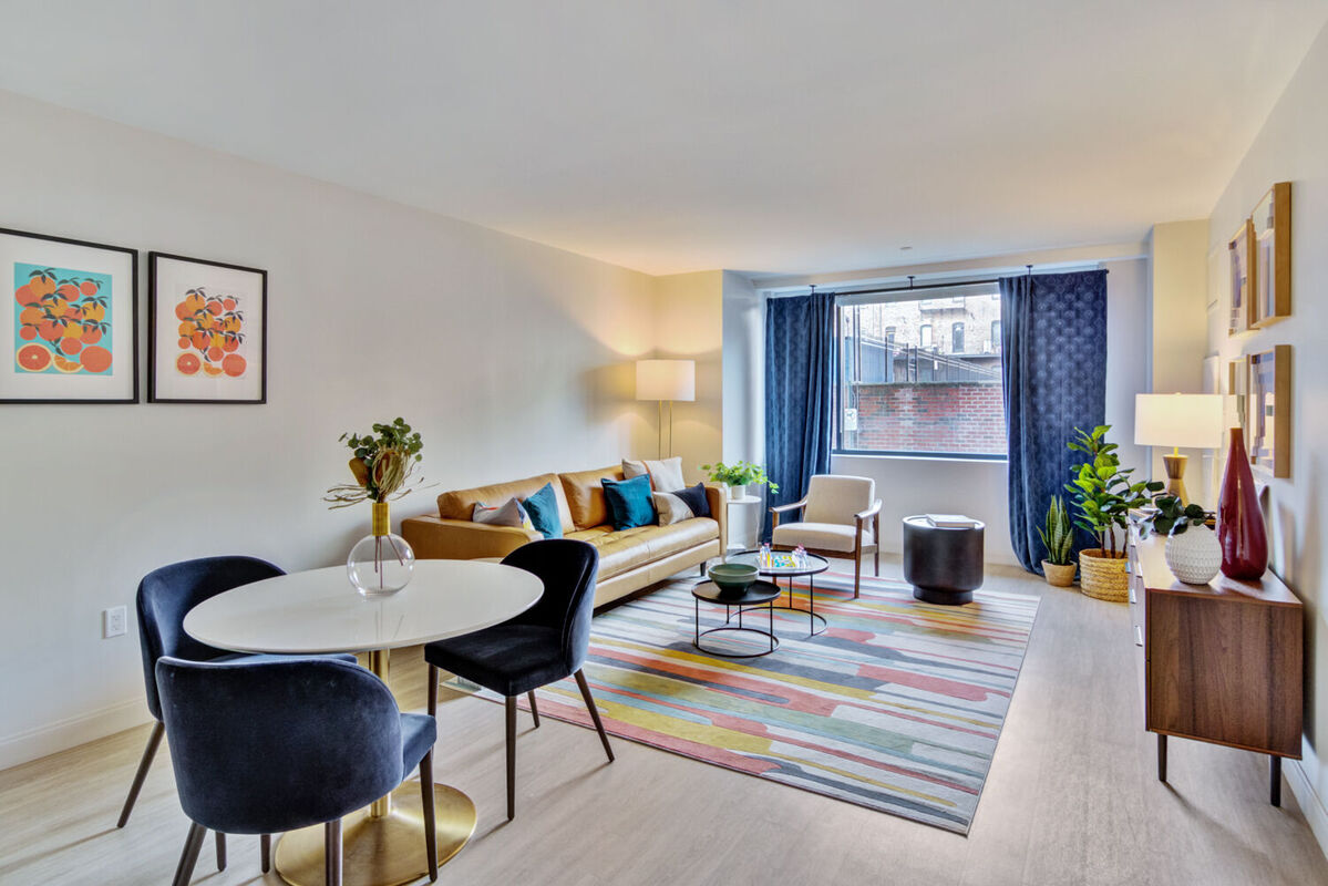 75 Saint Alphonsus St, Mission Hill