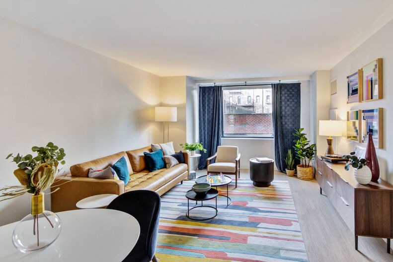 75 Saint Alphnosus, Mission Hill