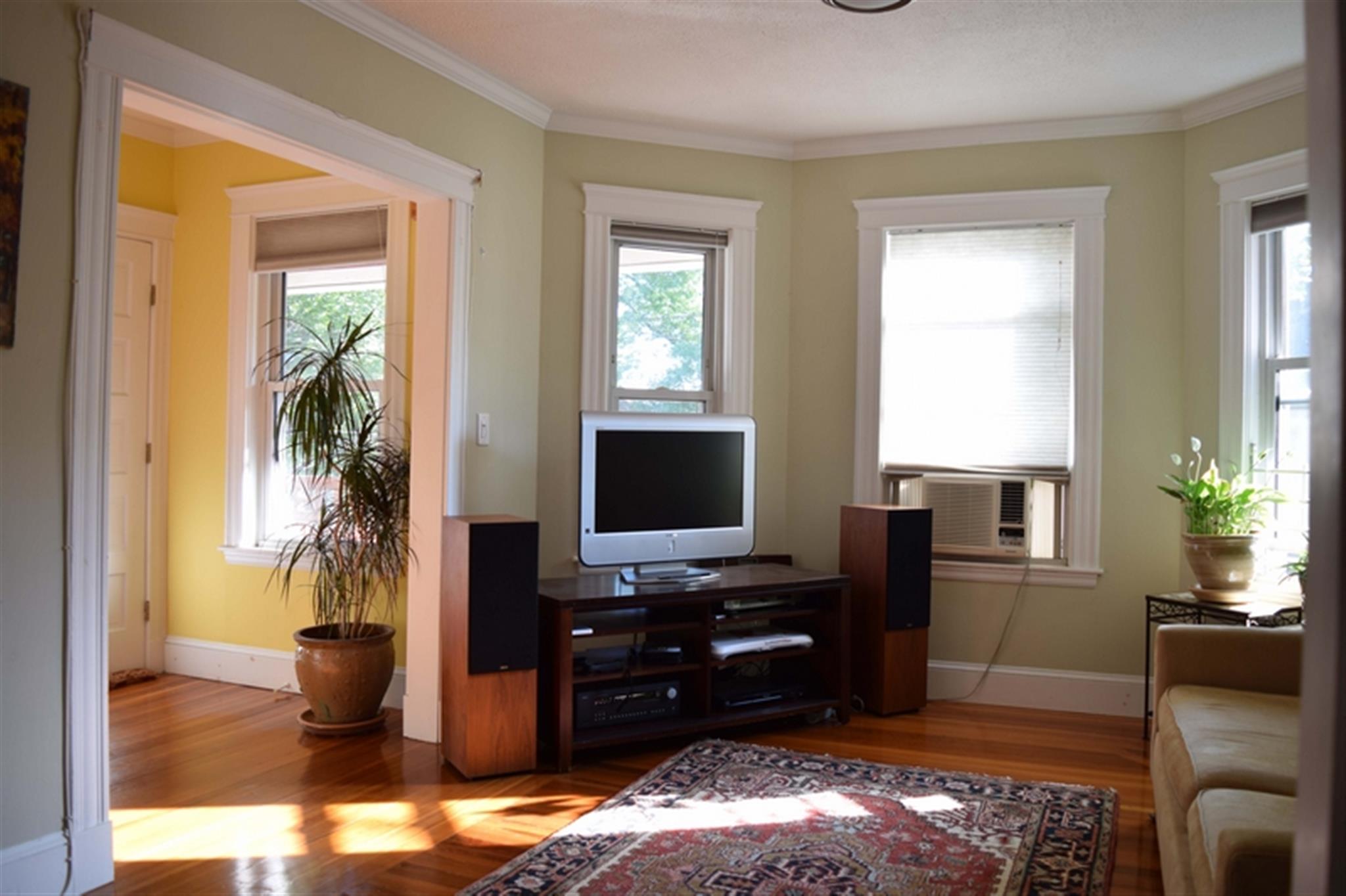 28 Chatham St, Harvard Square