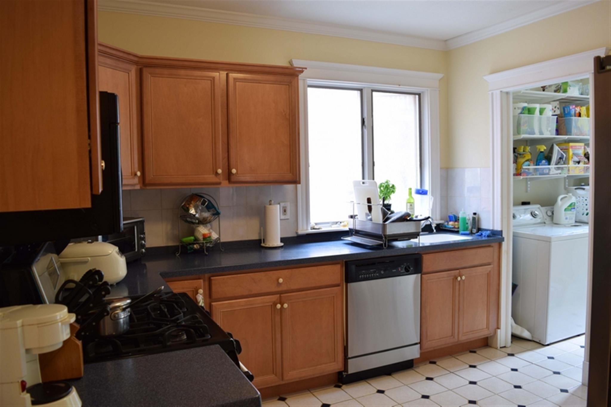 28 Chatham St, Harvard Square