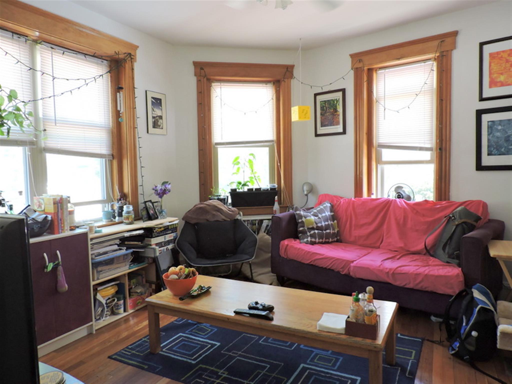 99 Hancock St, Central Square