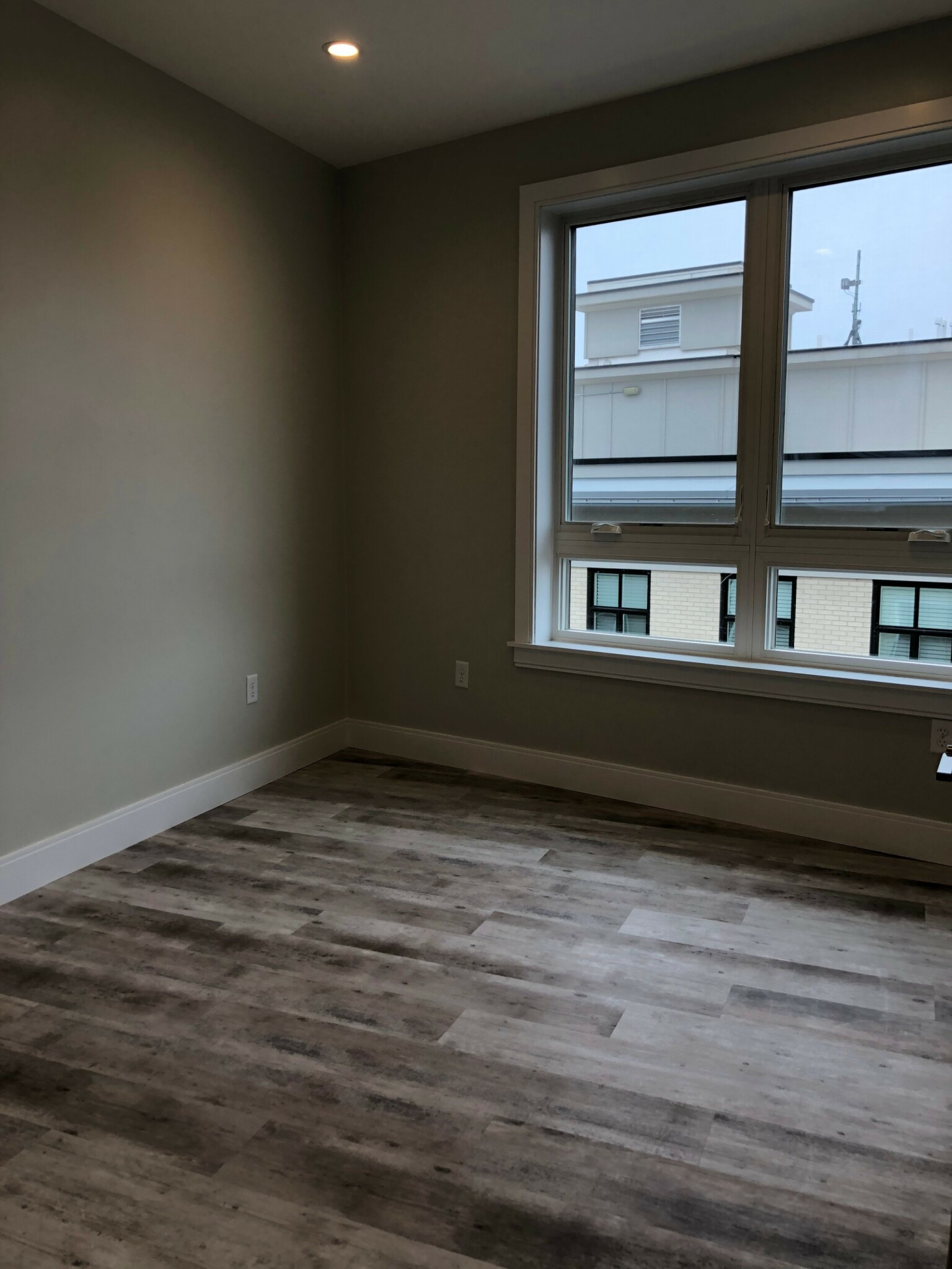 1457 Tremont St, Mission Hill