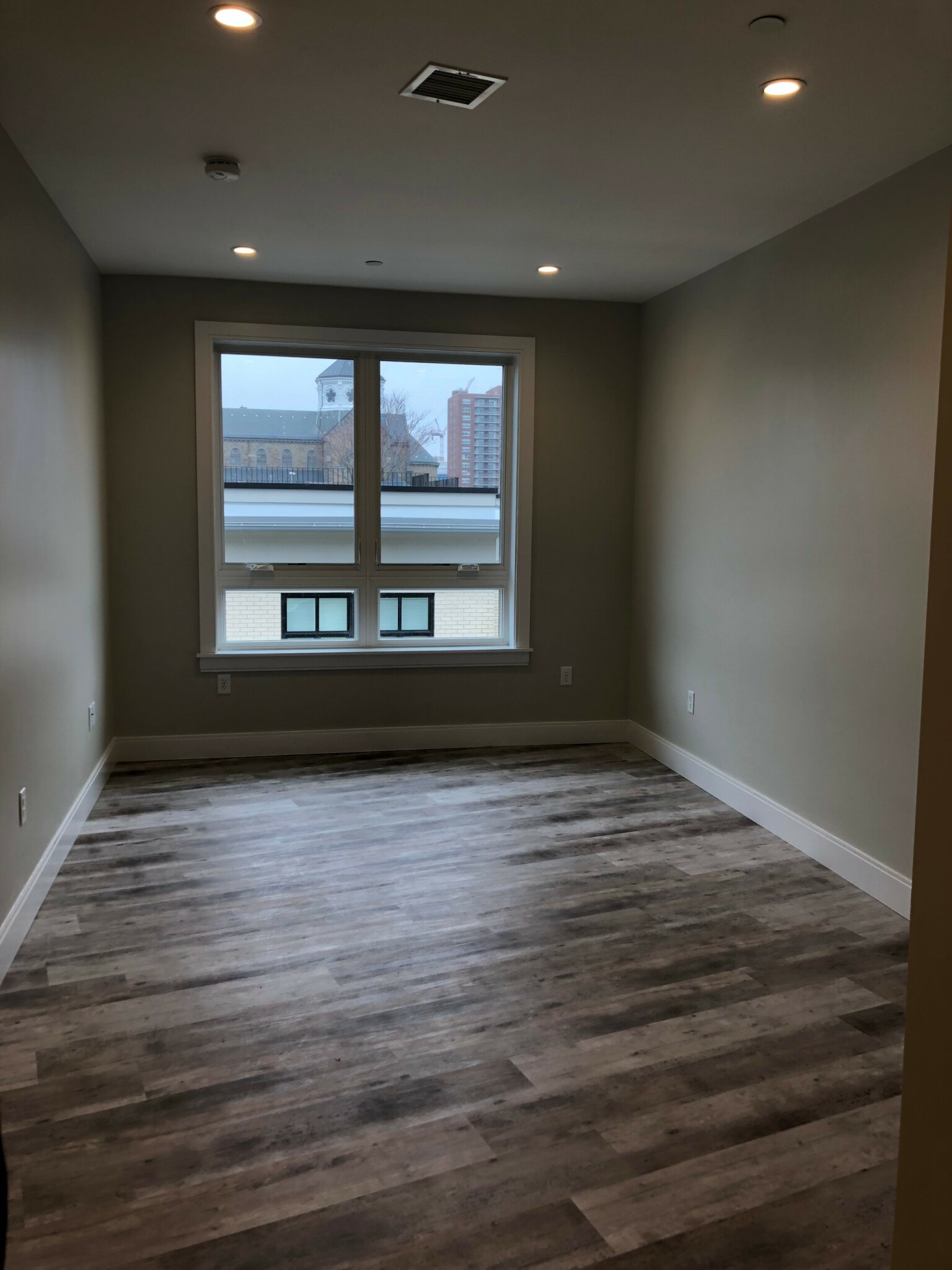 1457 Tremonts St, Mission Hill