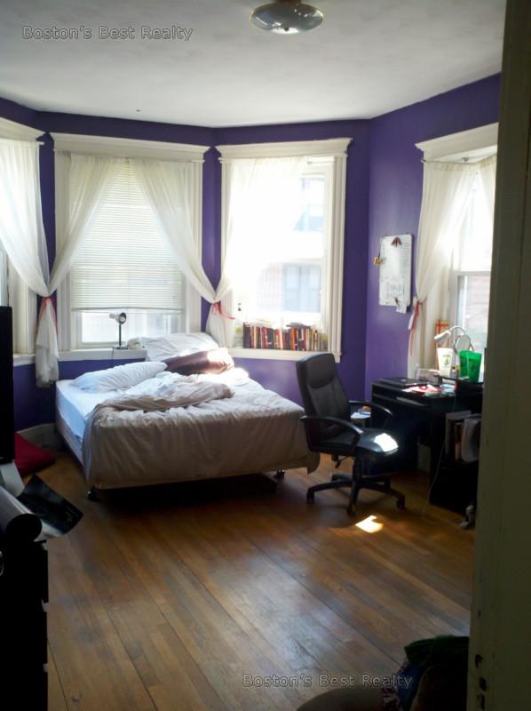 65 Saint Marys St, Coolidge Corner