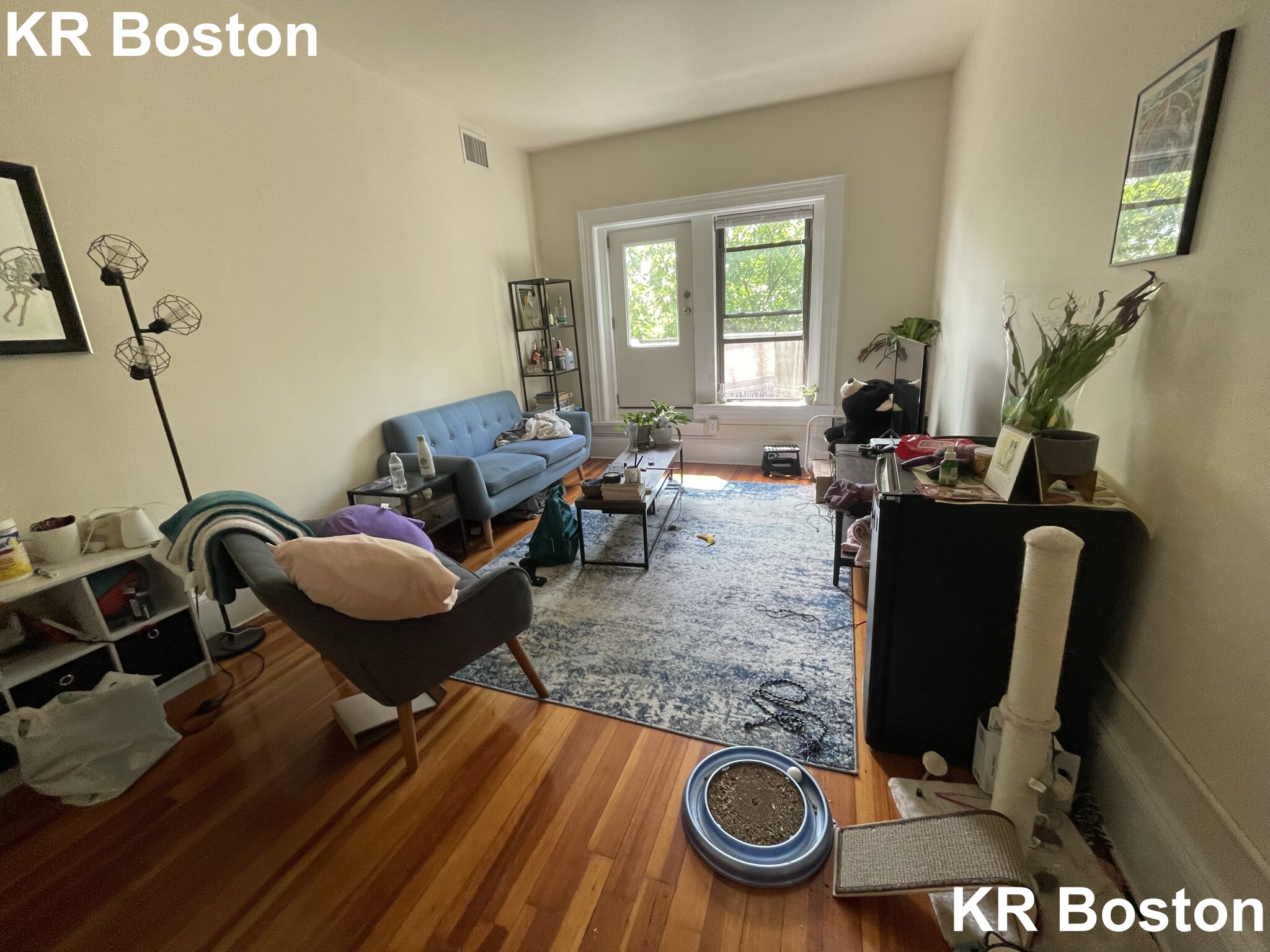 1463 Beacon St, Washington Square