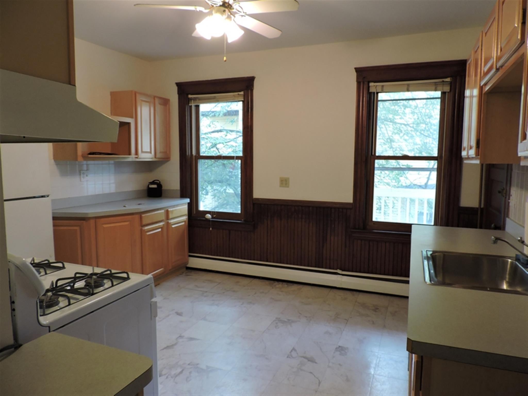 126 Kinnaird St, Harvard Square