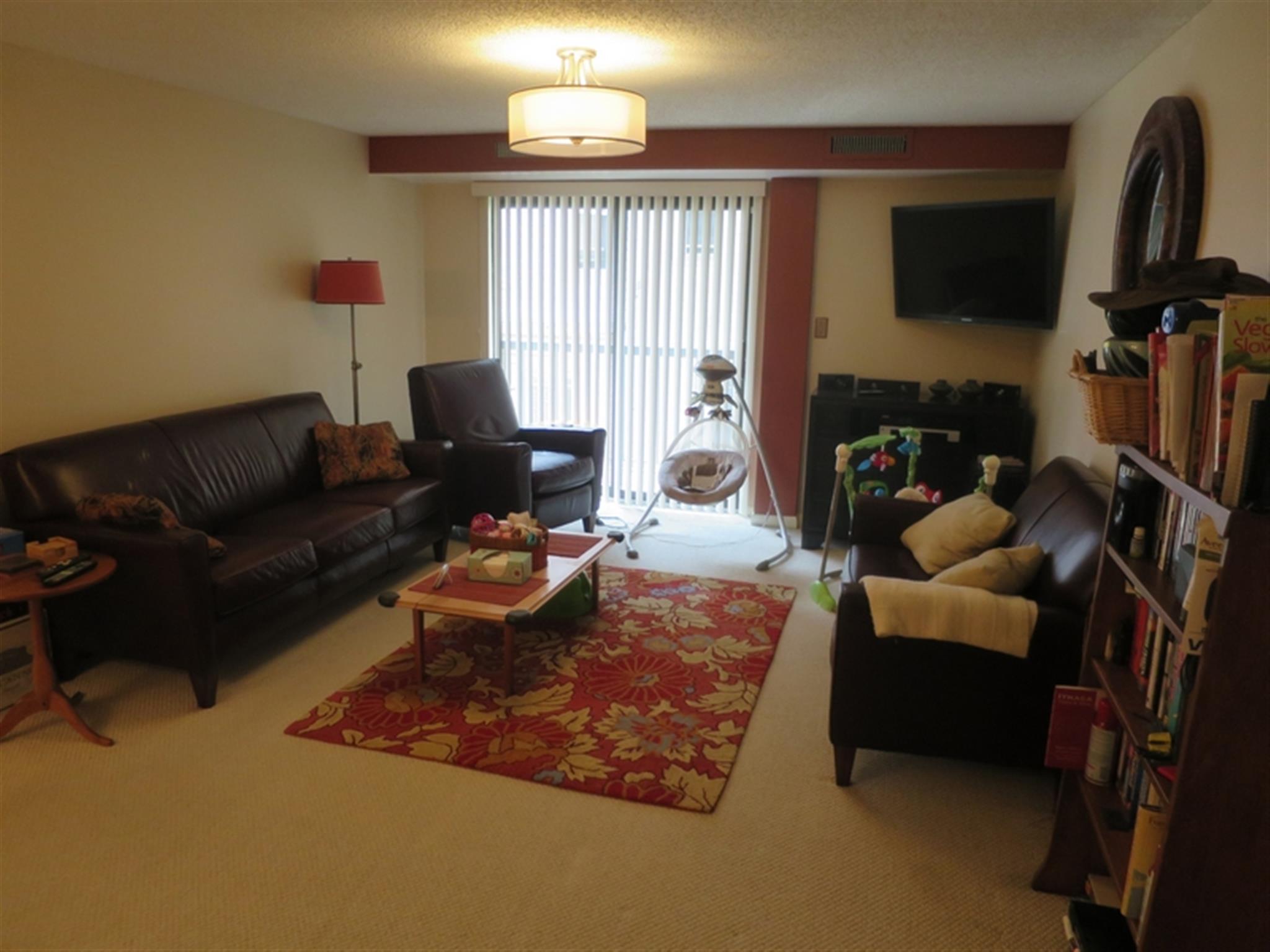 23 Elm St, Davis Square