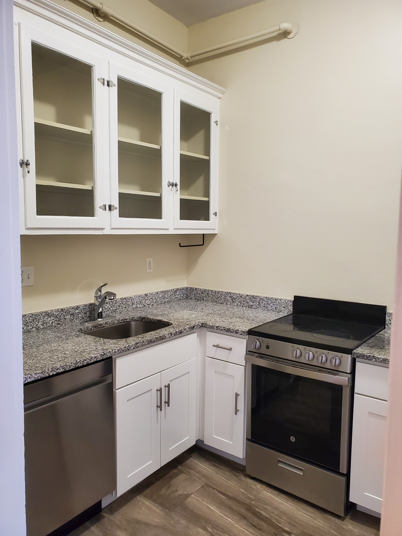 1470 Beacon St, Coolidge Corner