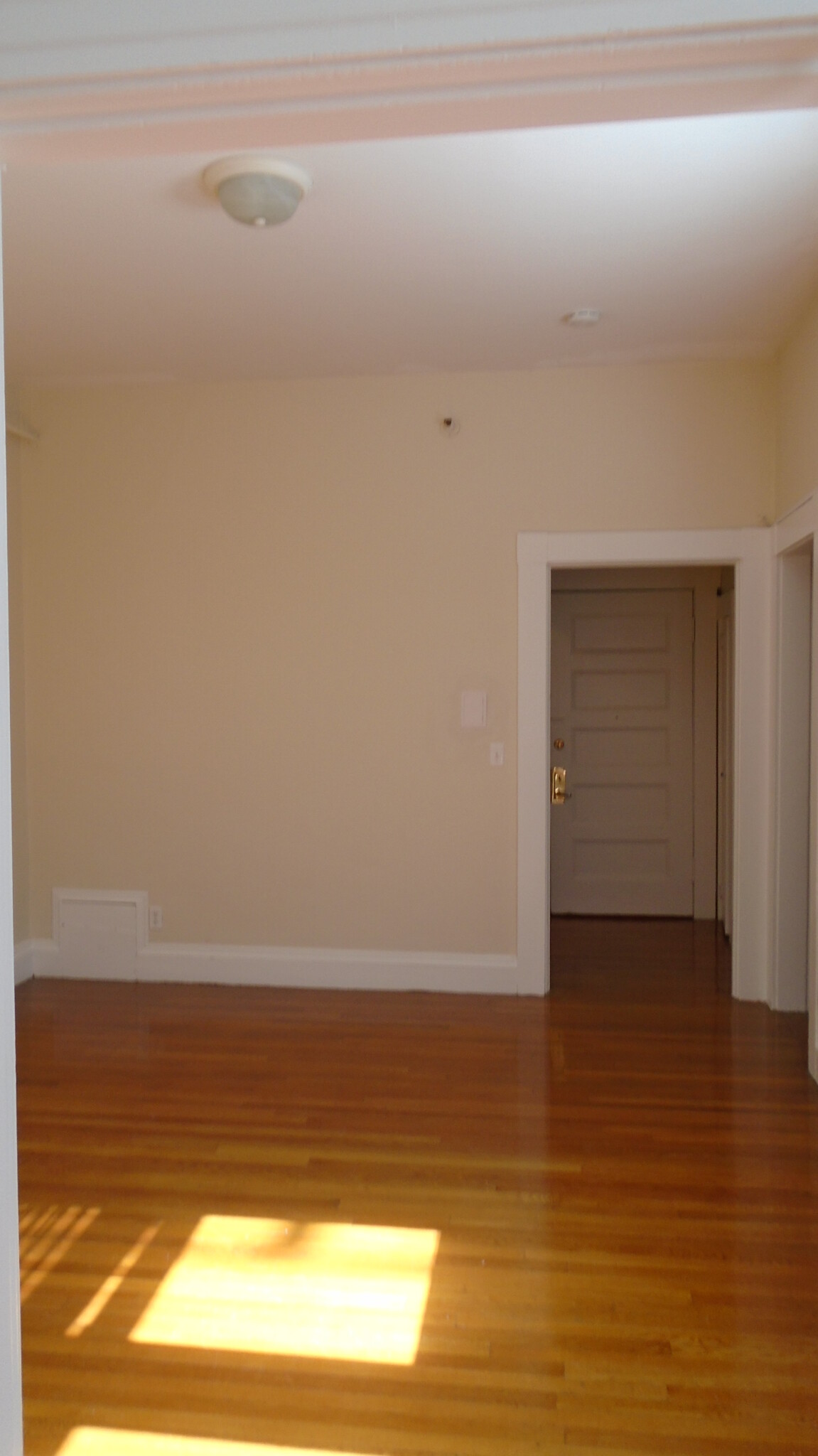 1470 Beacon St, Coolidge Corner