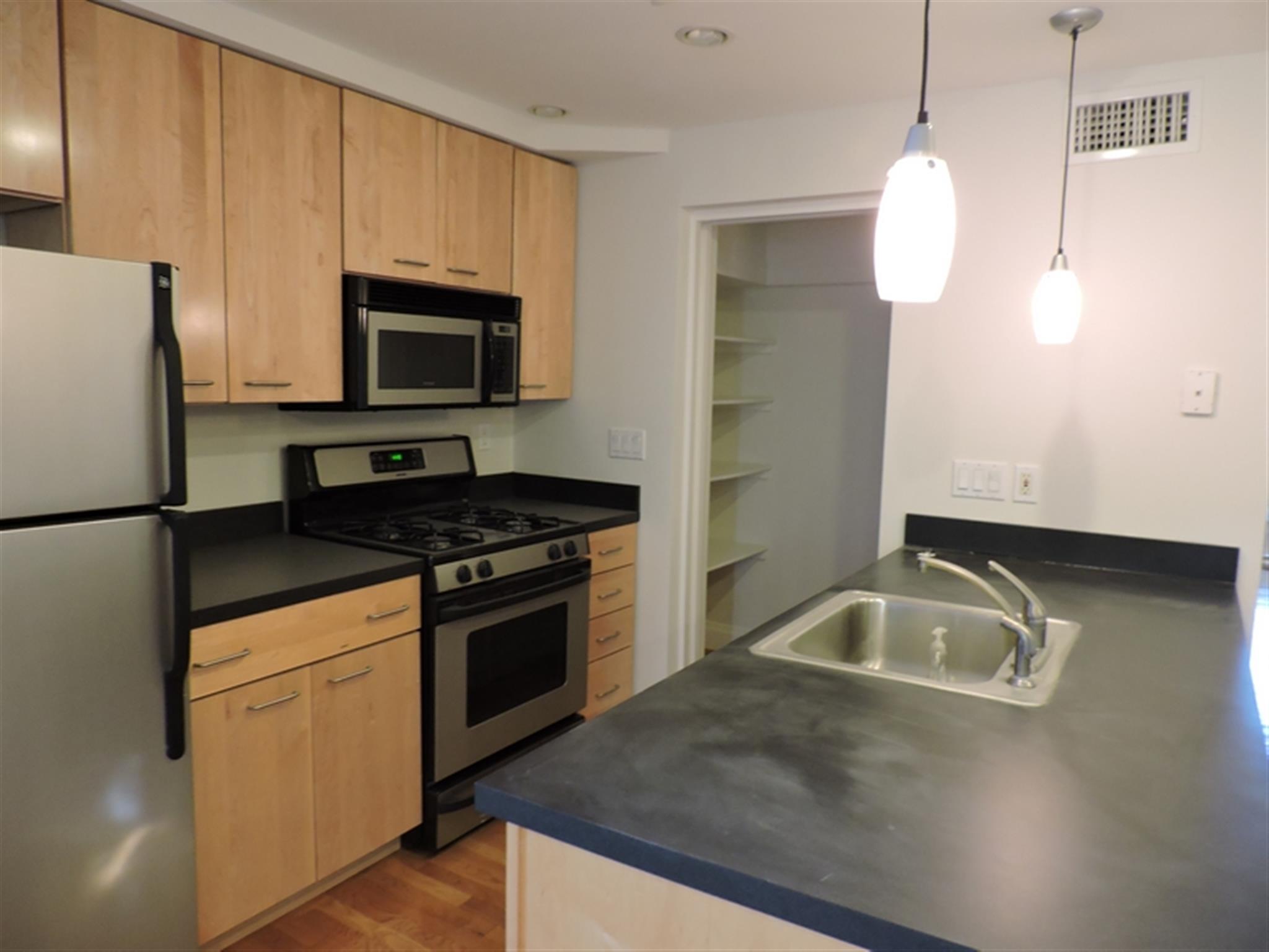 1110 Massachusetts Ave, Harvard Square