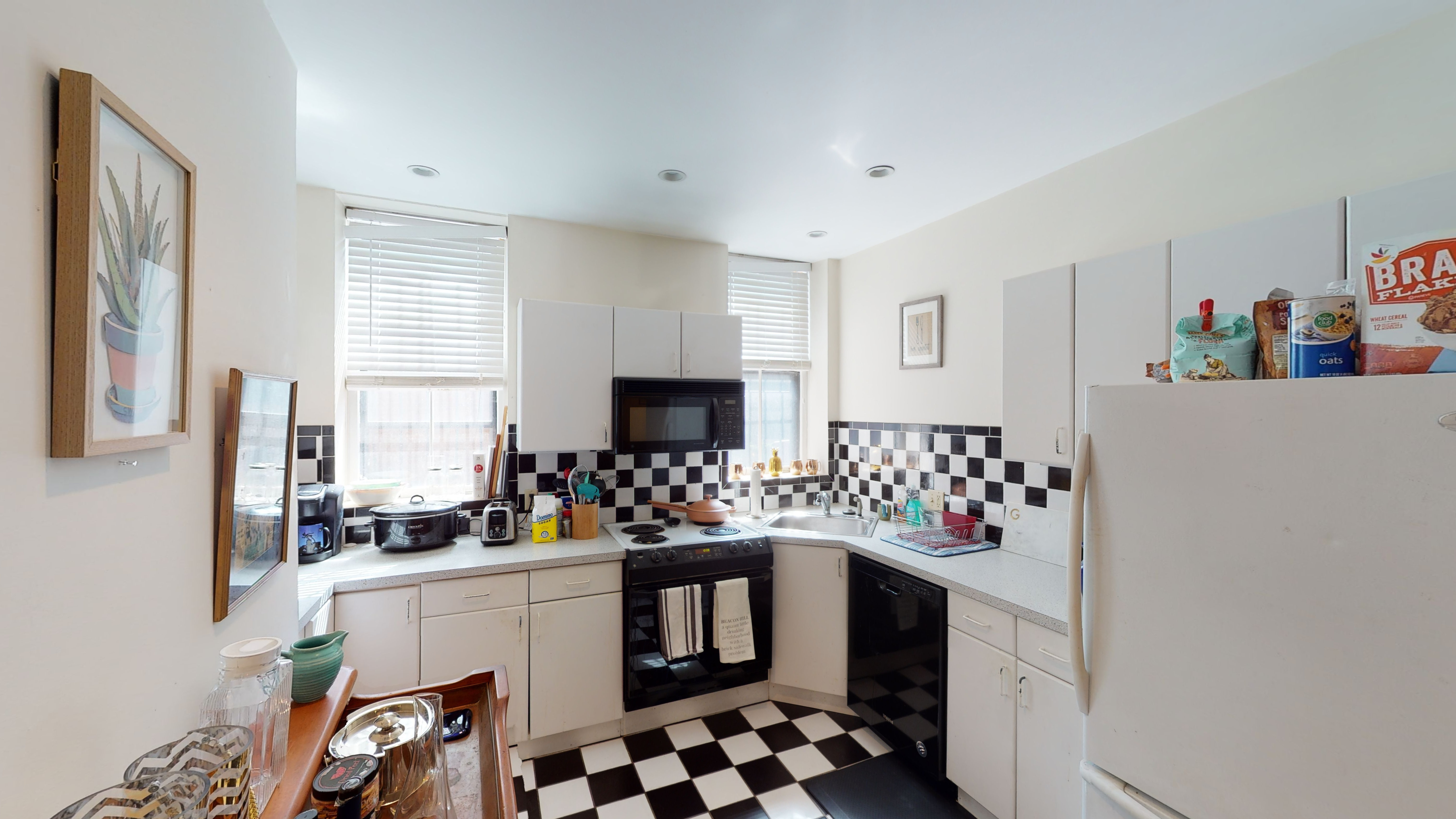 6 Brimmer St, Beacon Hill