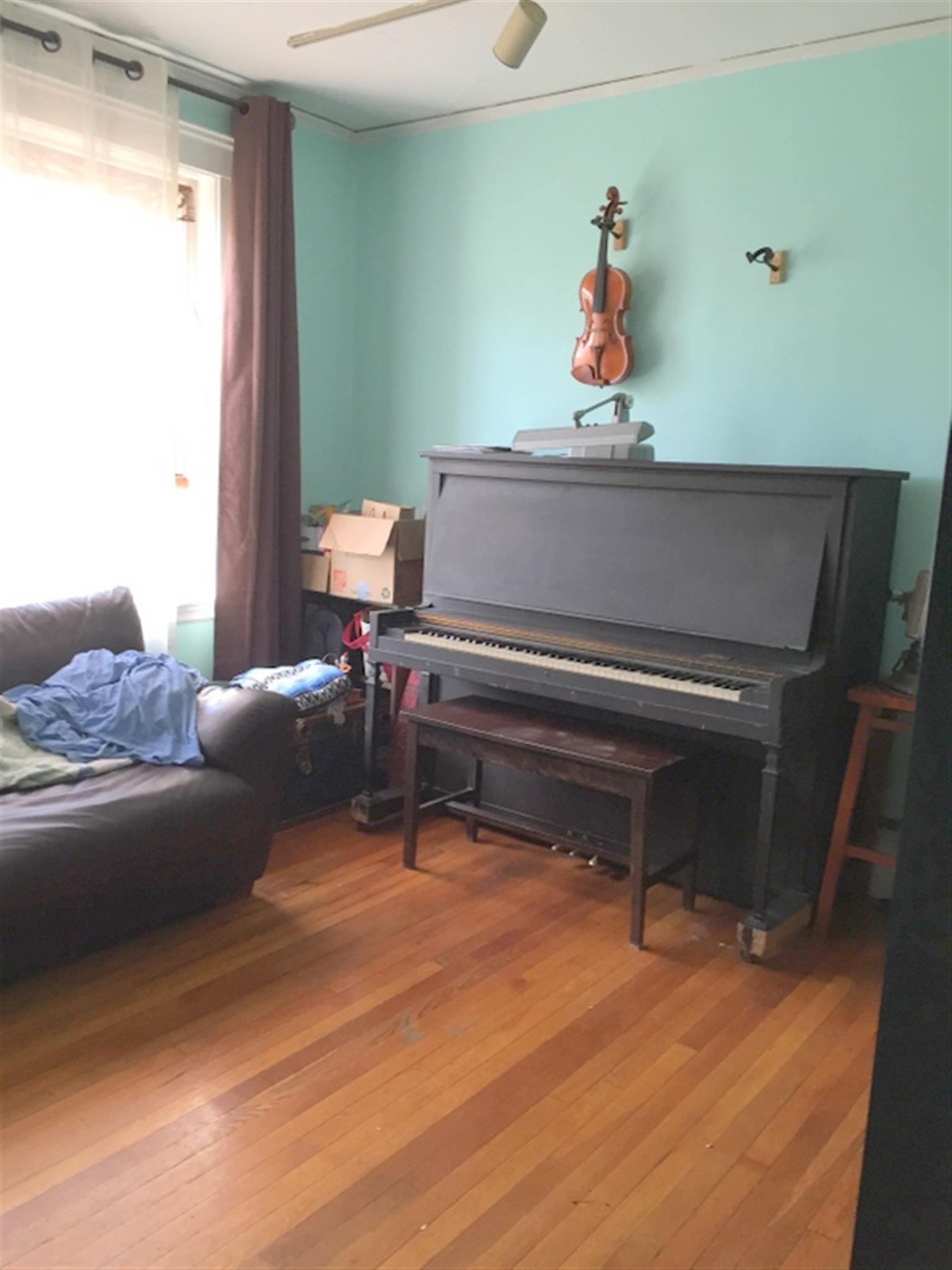 168 Norfolk St, Central Square