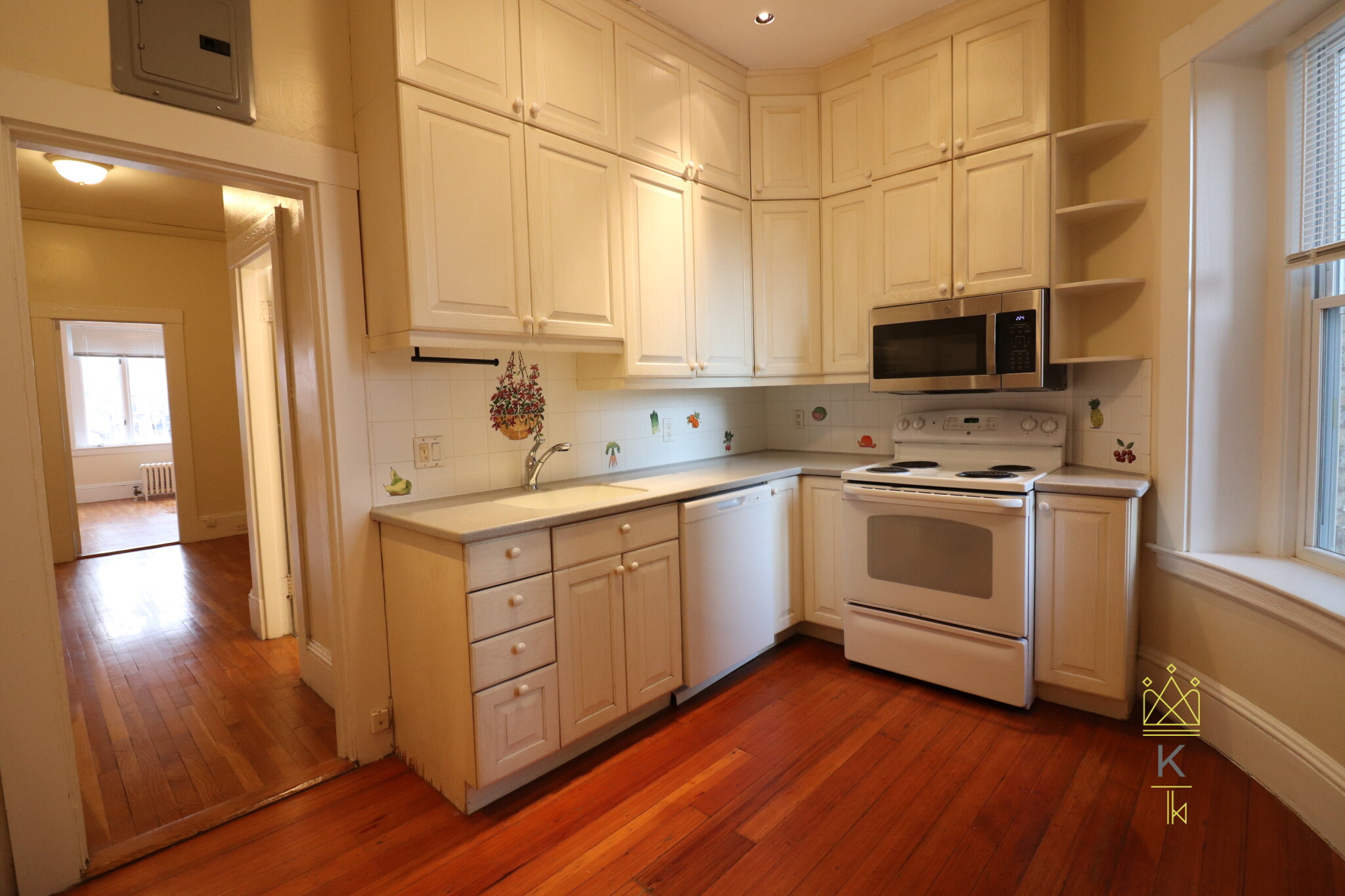 1477 Beacon St, Coolidge Corner