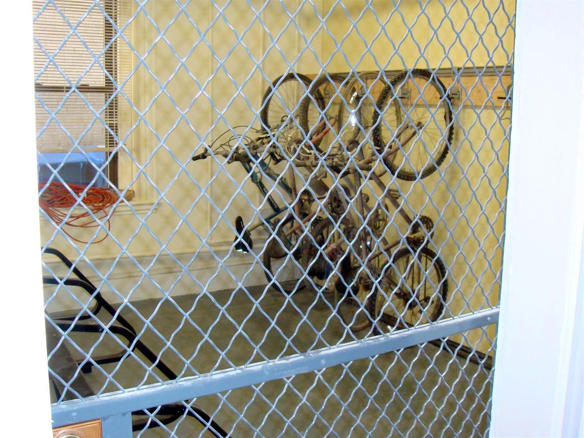 884 Massachusetts, Central Square