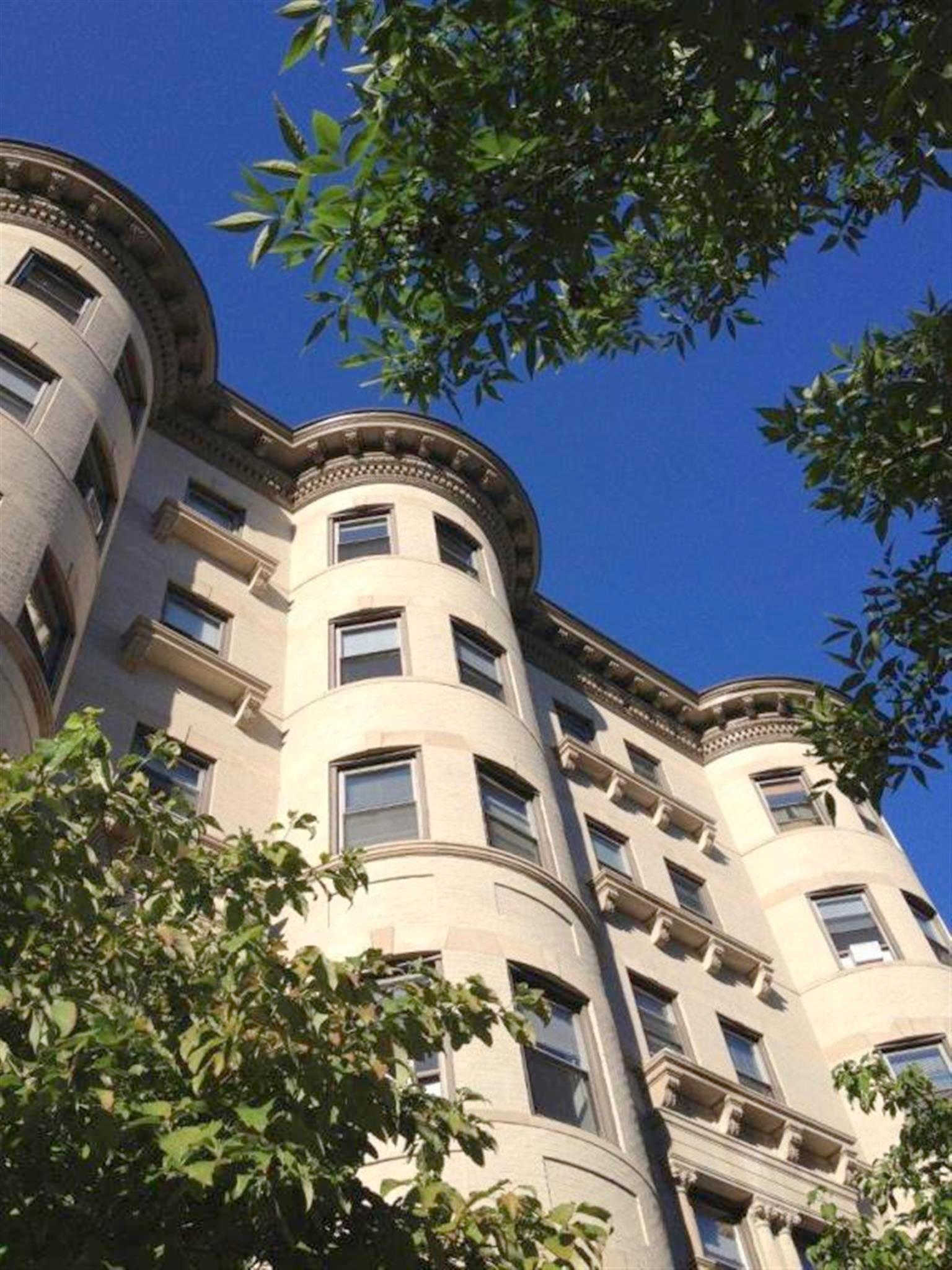 884 Massachusetts, Central Square