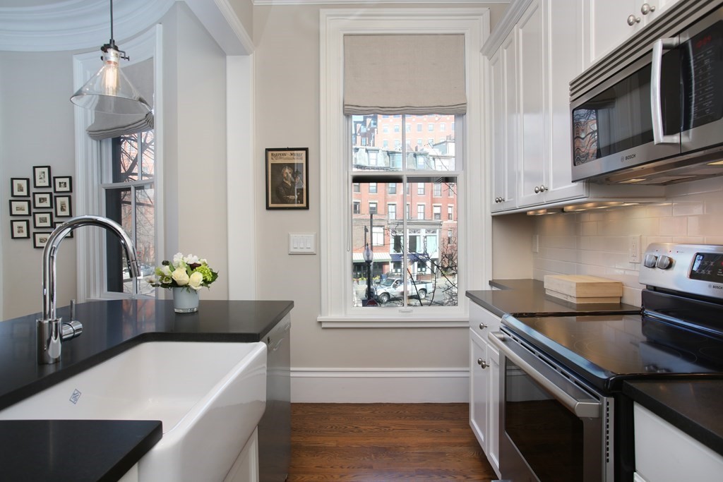 148 Chandler St, East Boston