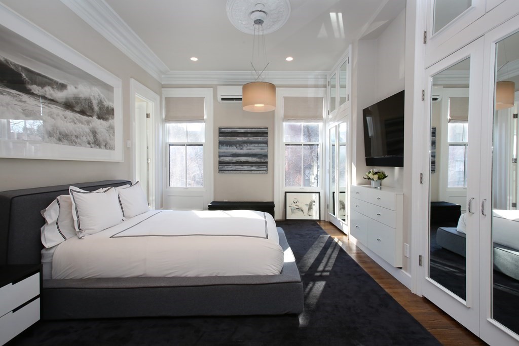 148 Chandler St, East Boston