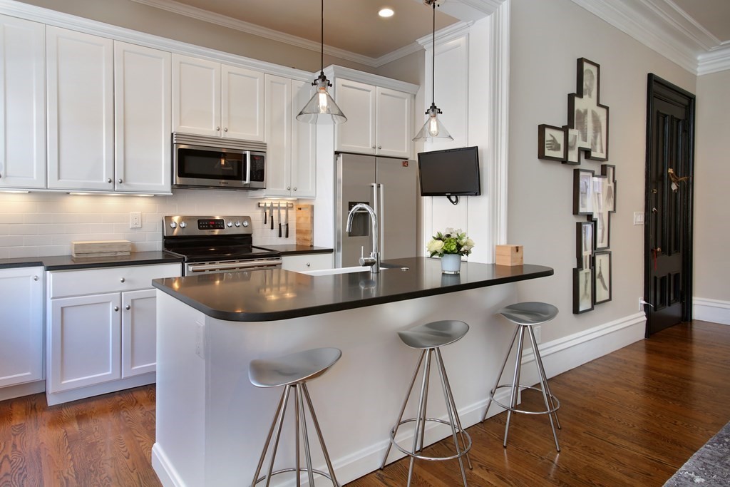 148 Chandler St, East Boston