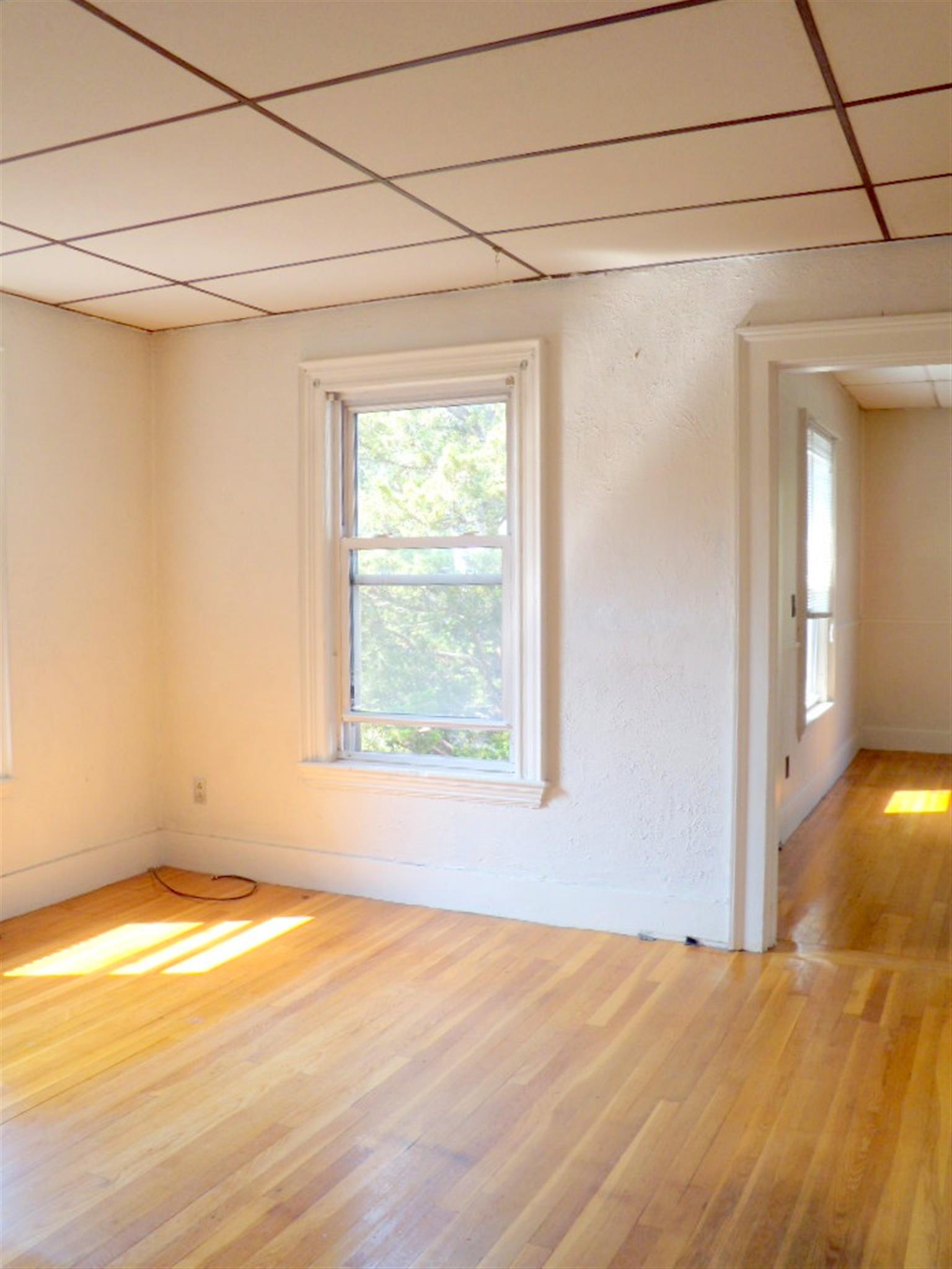 74 Dover St, Davis Square