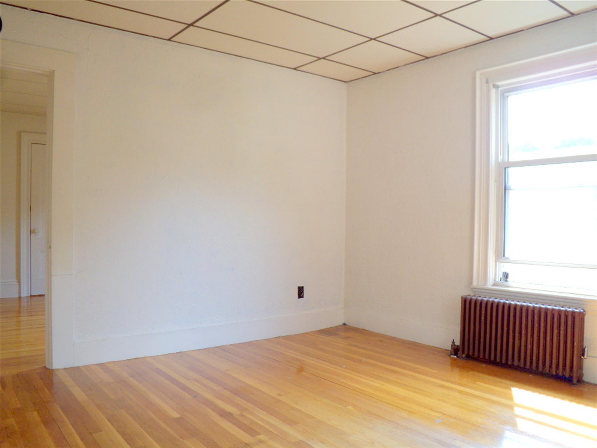 74 Dover St, Davis Square