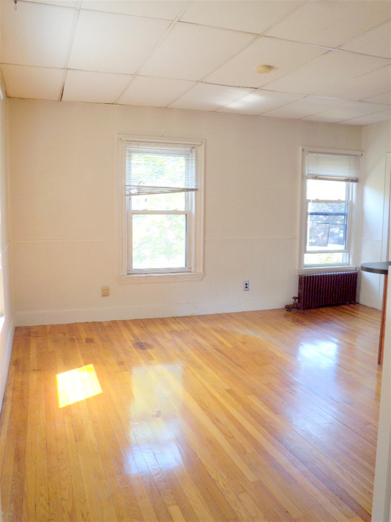 74 Dover St, Davis Square