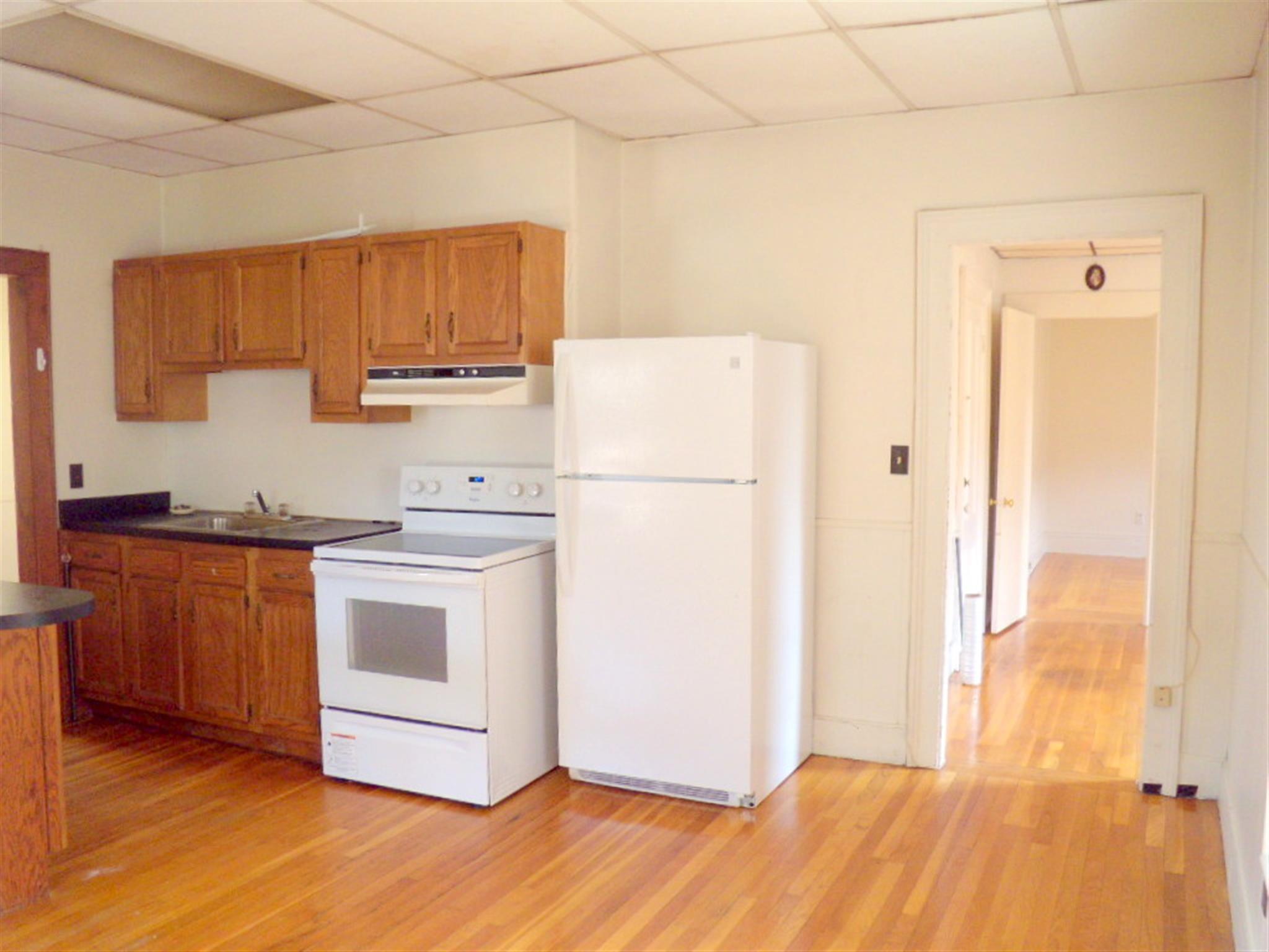 74 Dover St, Davis Square