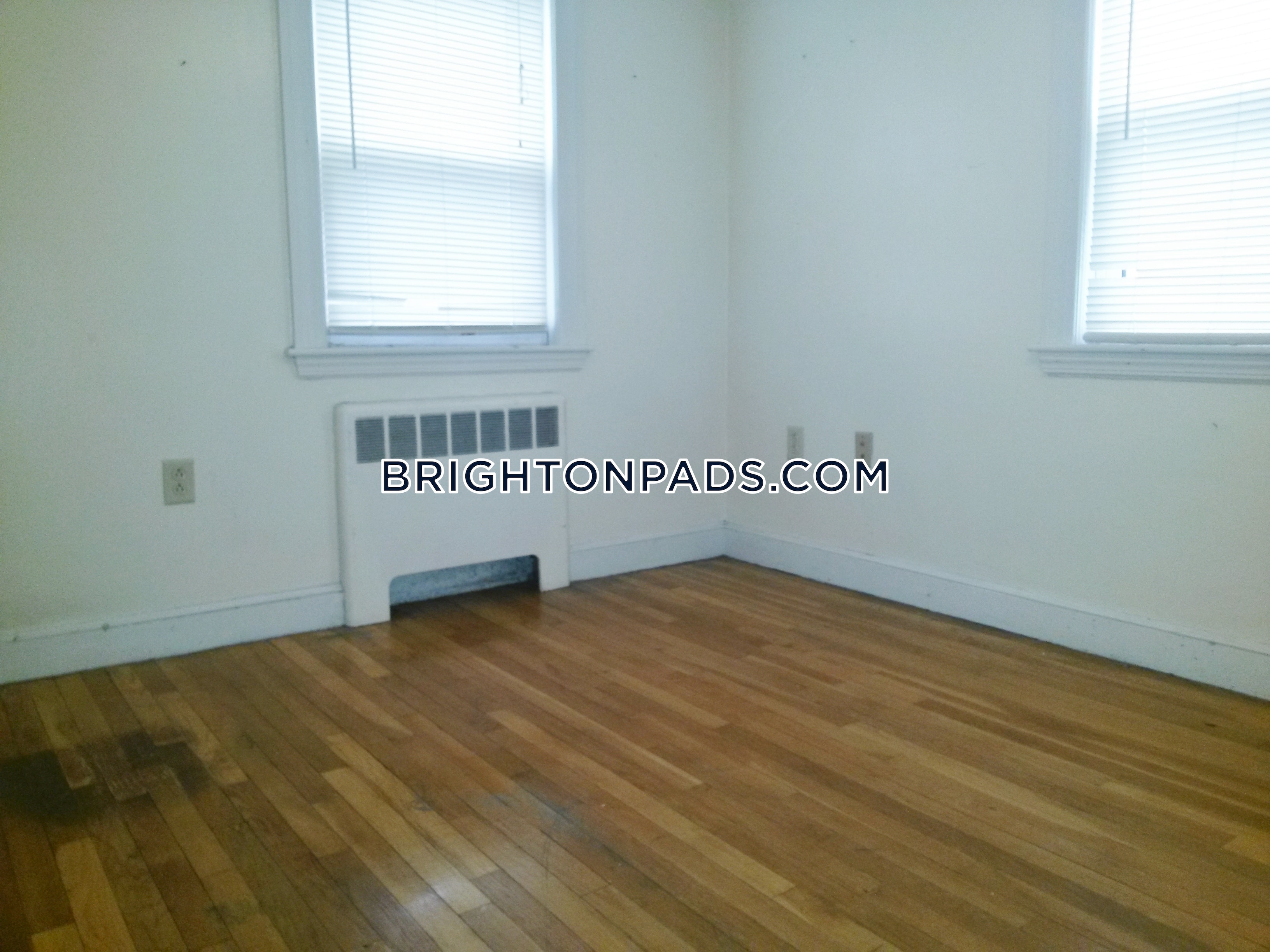 2 Platt Rd, Brighton