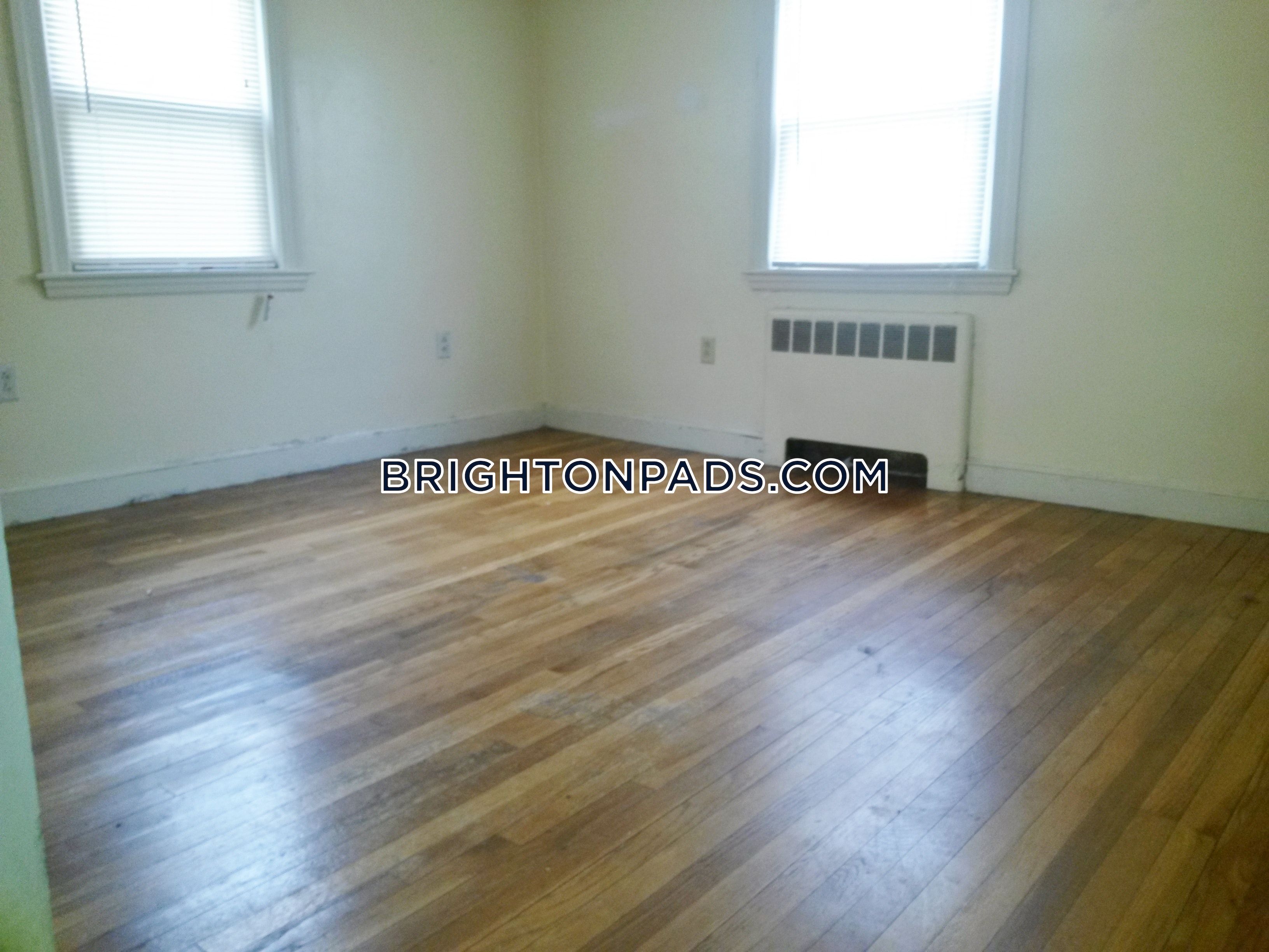 2 Platt Rd, Brighton