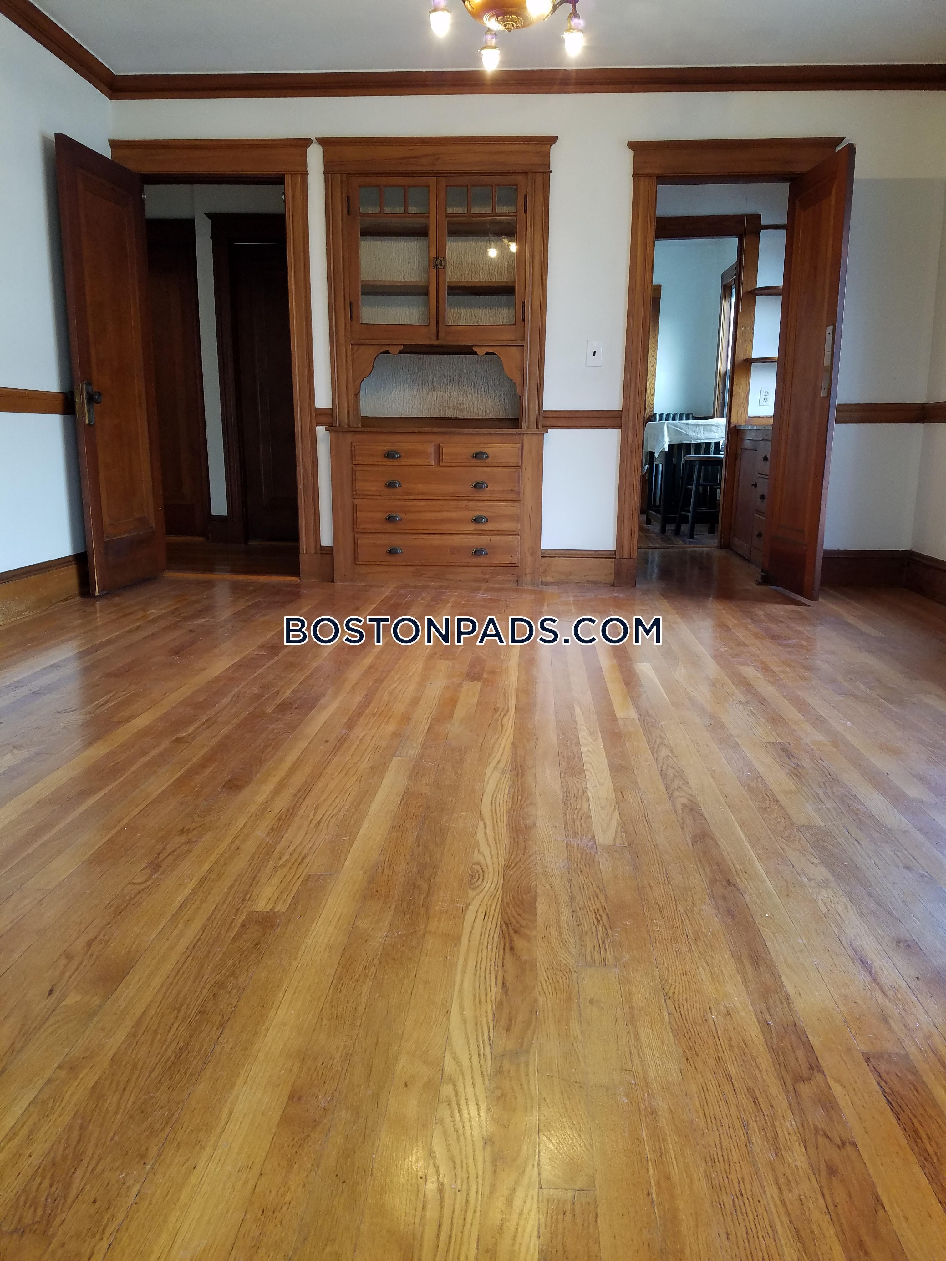 61 Newport St, Arlington