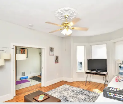 94 Mount Pleasant Ave, Roxbury