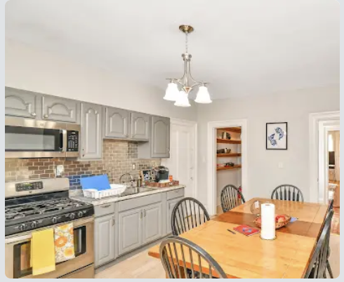 94 Mount Pleasant Ave, Roxbury