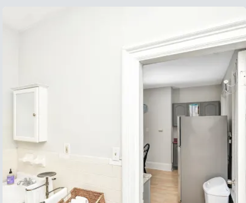 94 Mount Pleasant Ave, Roxbury