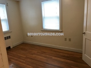 2 Platt Rd, Brighton