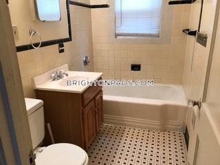 2 Platt Rd, Brighton