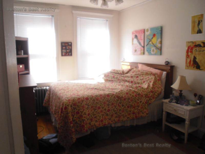 69 Babcock St, Coolidge Corner