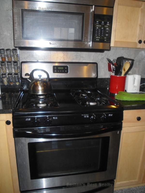 69 Babcock St, Coolidge Corner