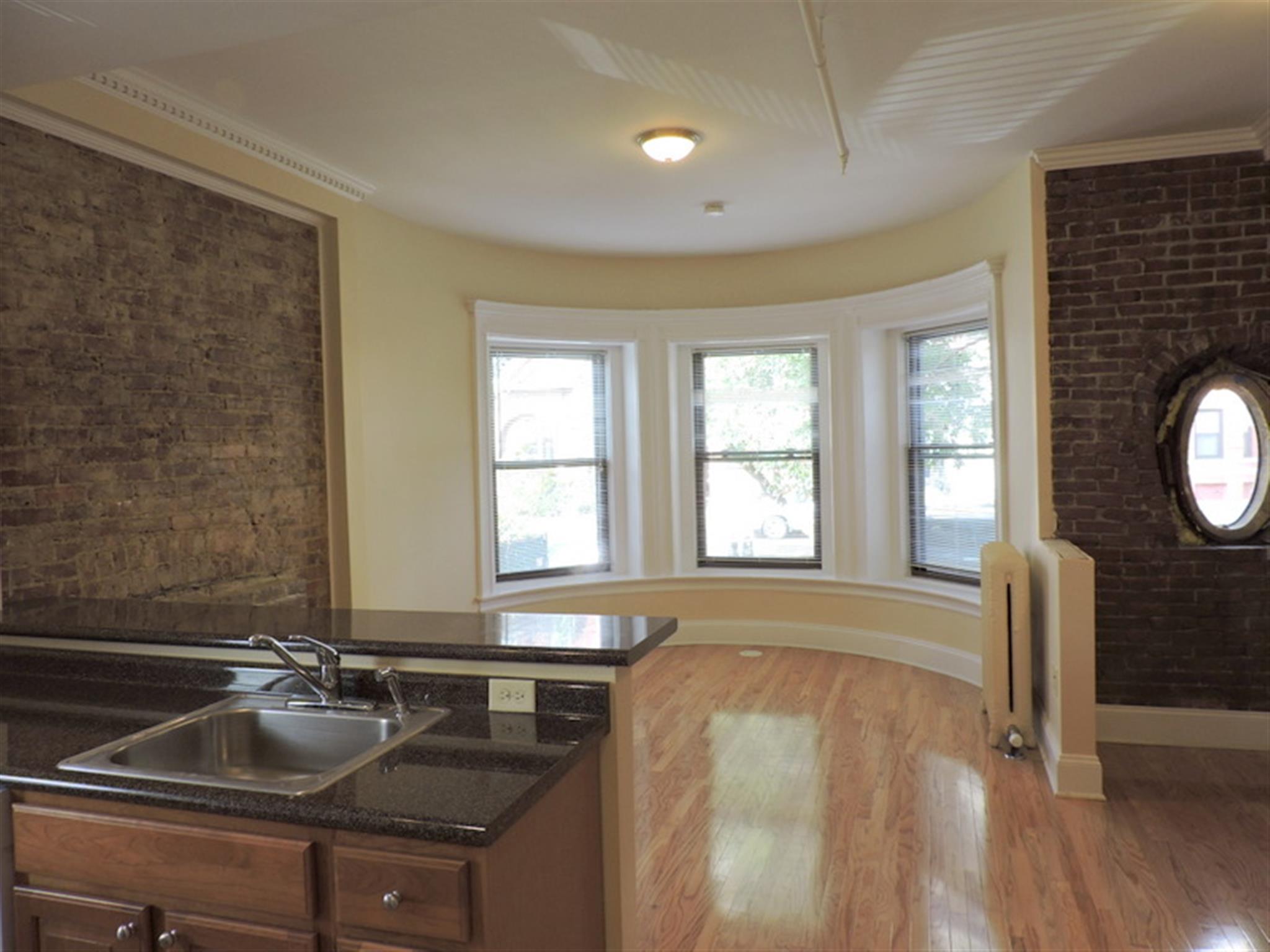 888 Massachusetts Ave, Central Square