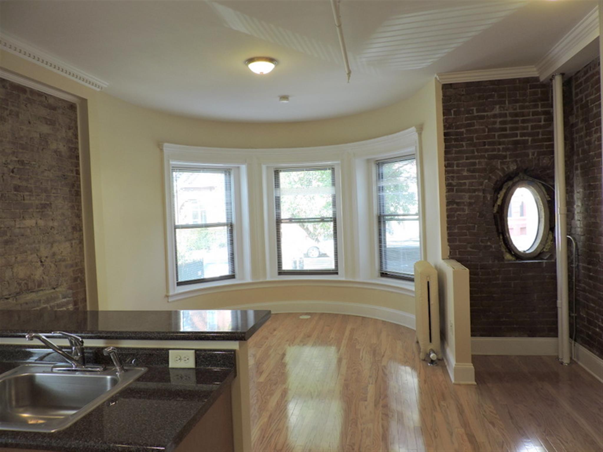 888 Massachusetts Ave, Central Square