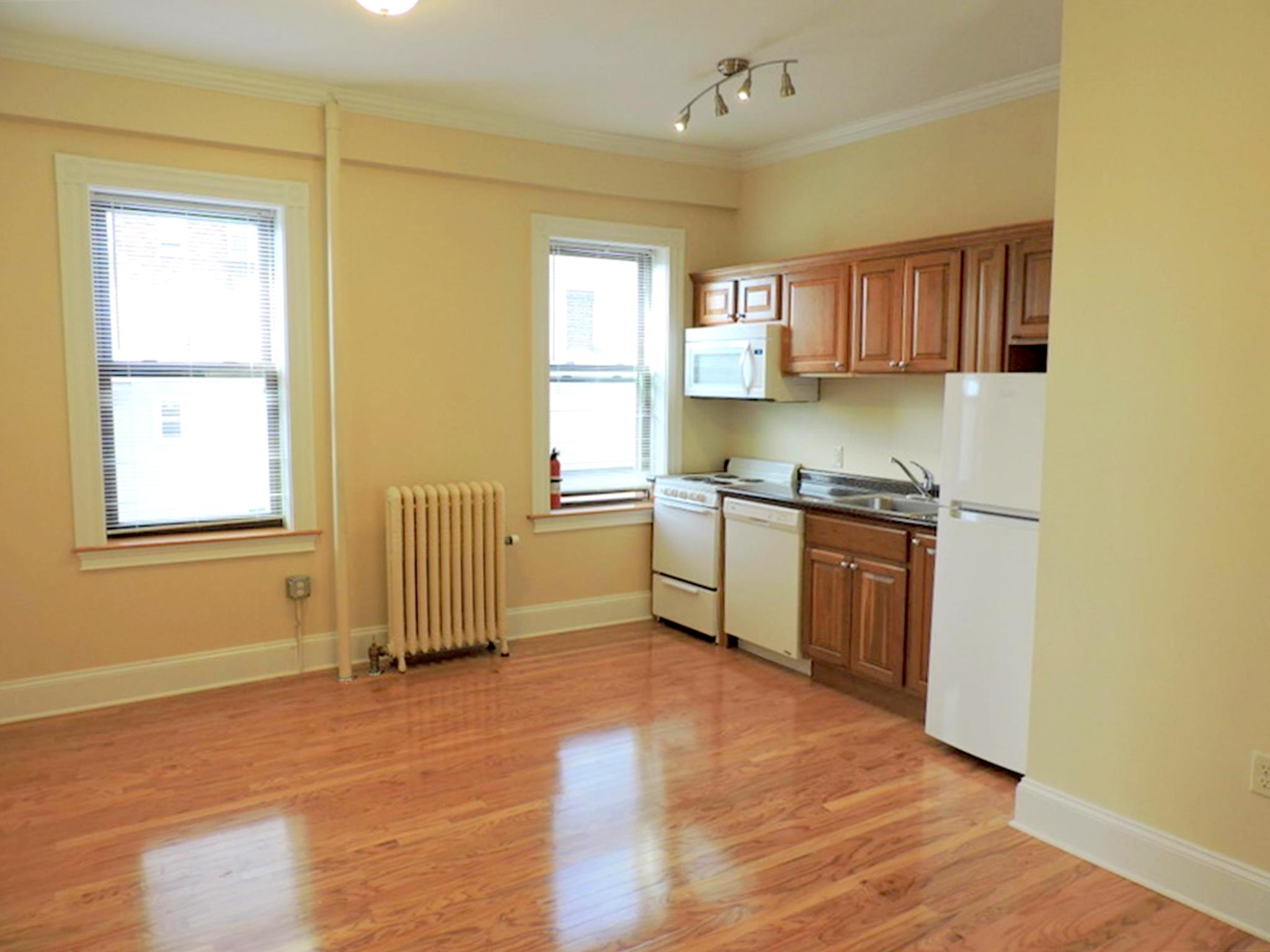 884 Massachusetts, Central Square