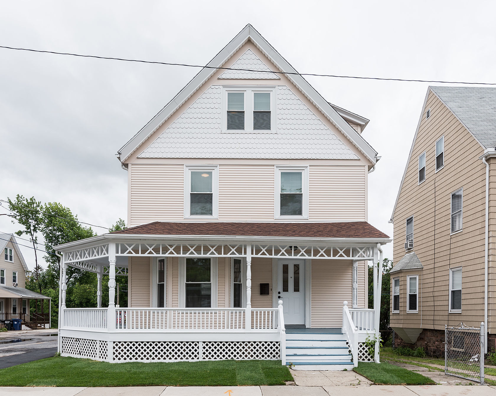 58 Saunders St, Allston