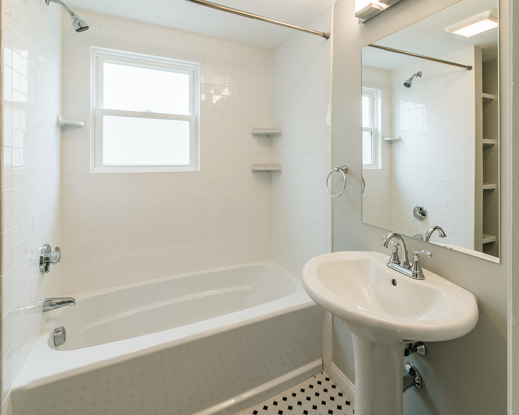 58 Saunders St, Allston