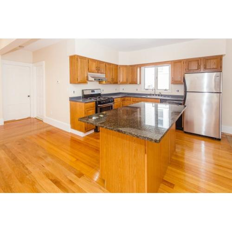 39 Falkland St, Brighton