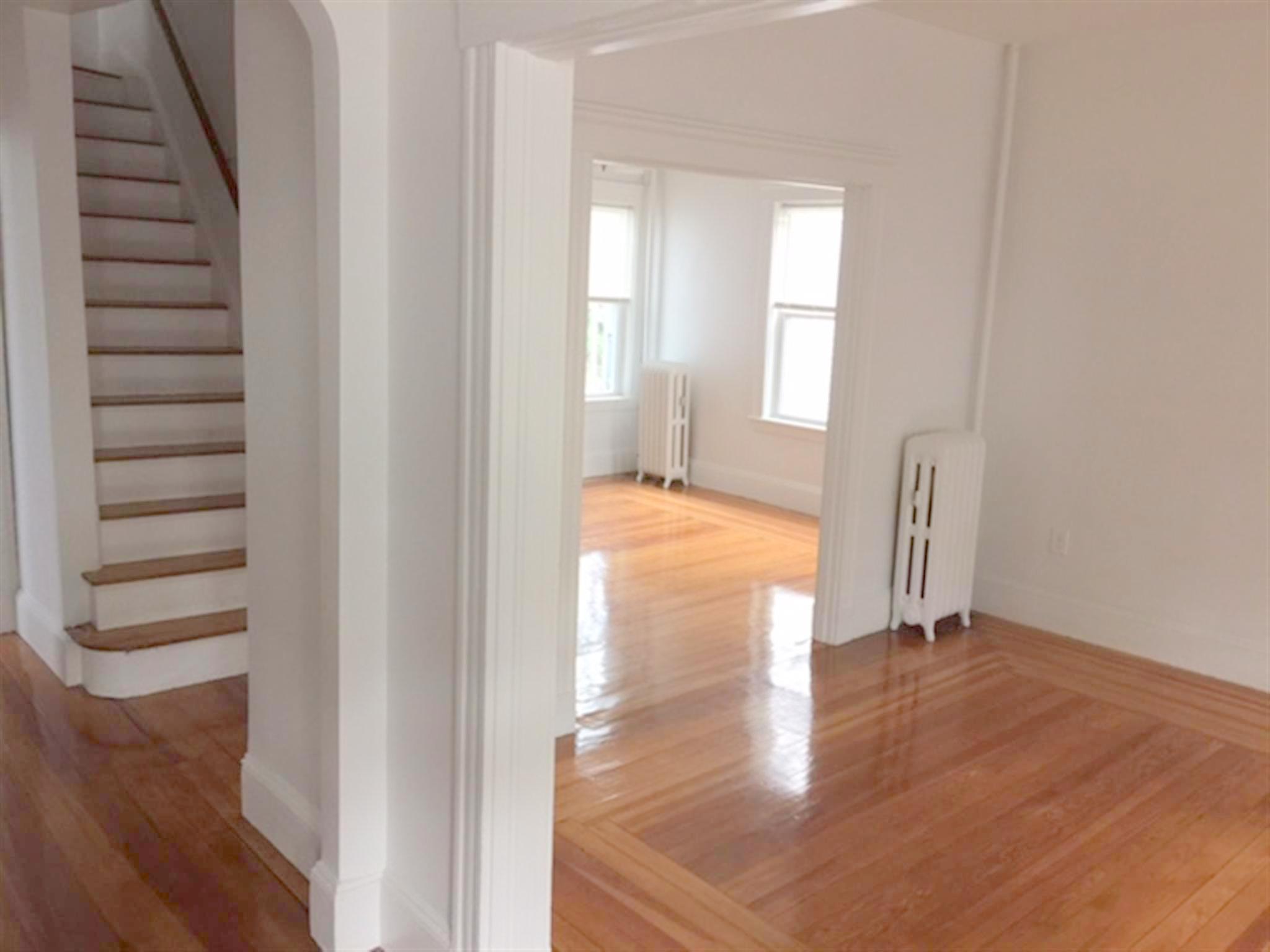 78 Bristol Rd, Medford