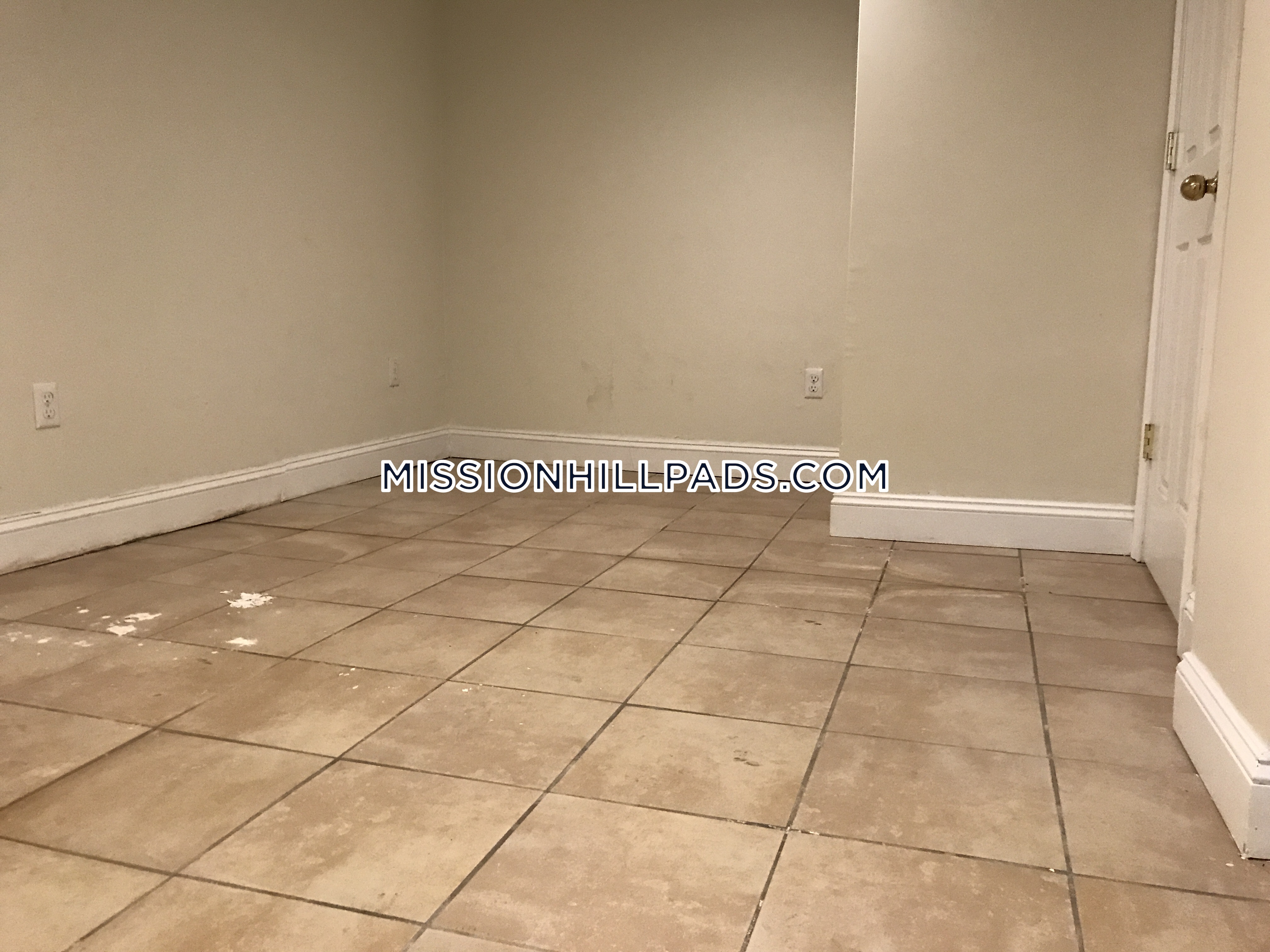 6 Wait St, Mission Hill