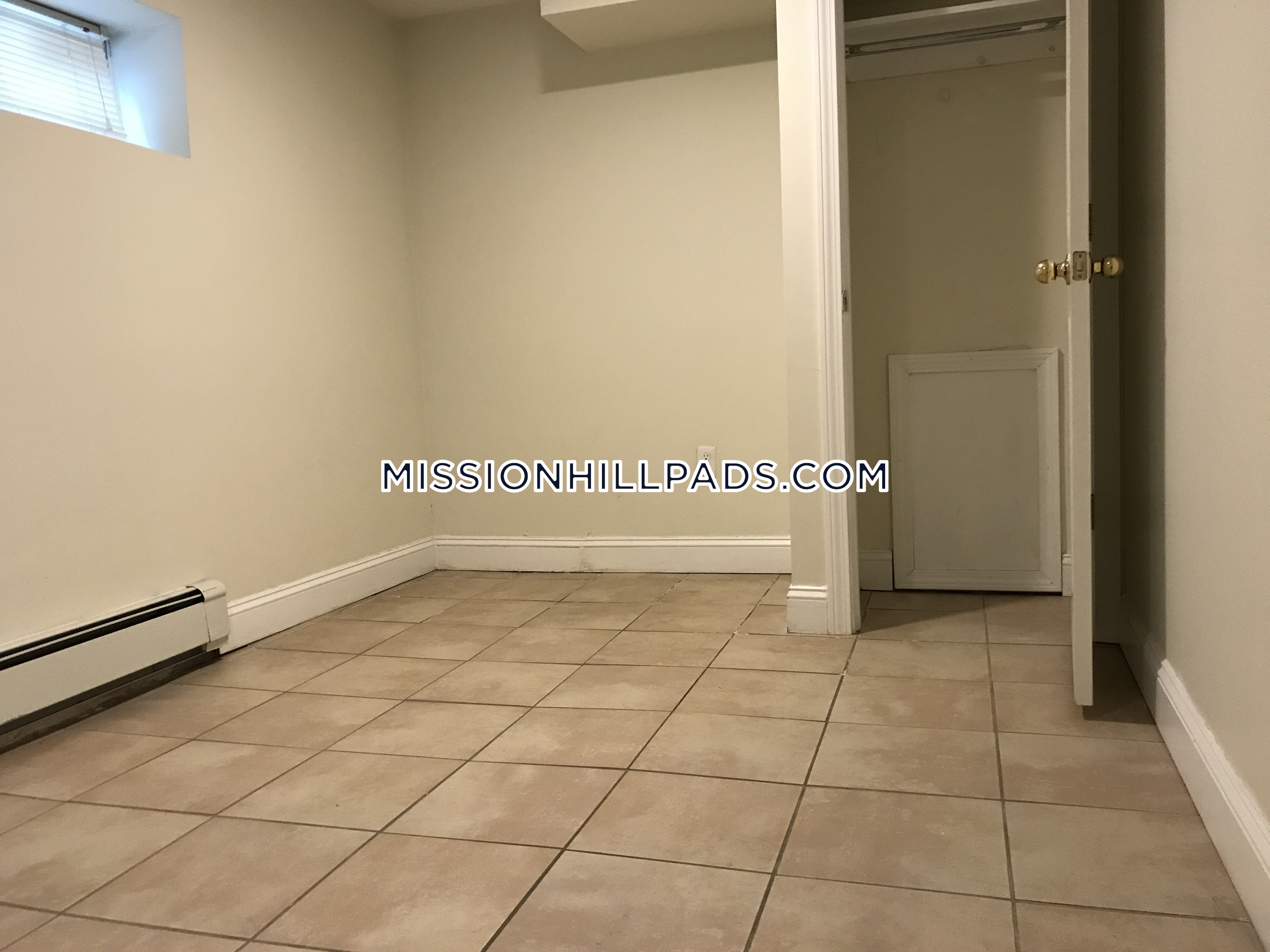 6 Wait St, Mission Hill