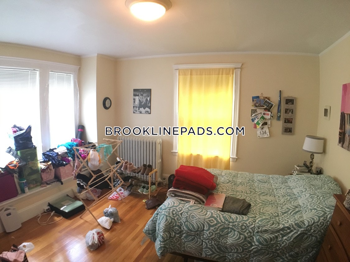 7 Addington Rd, Washington Square