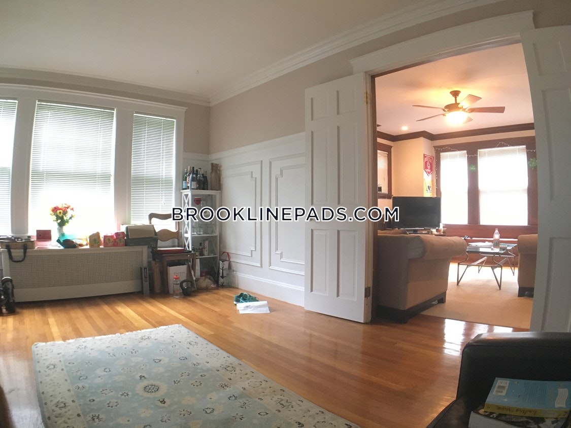 7 Addington Rd, Washington Square