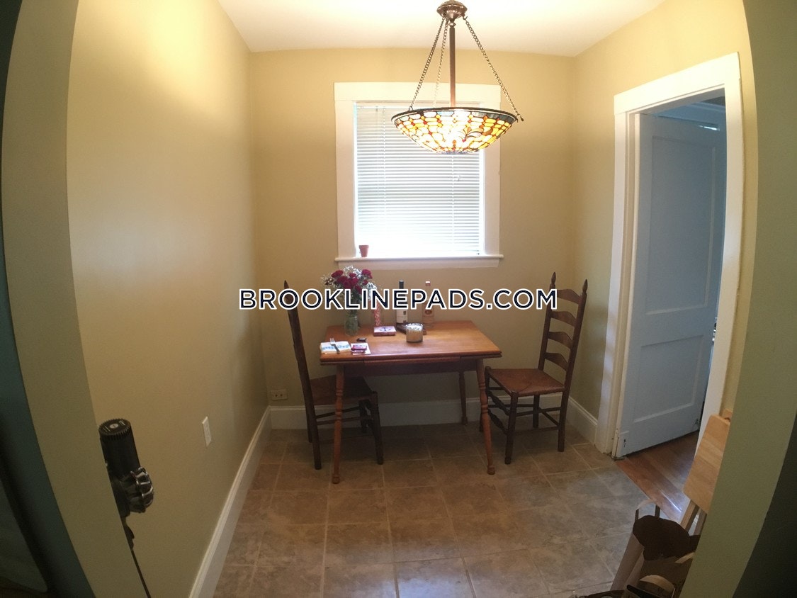 7 Addington Rd, Washington Square